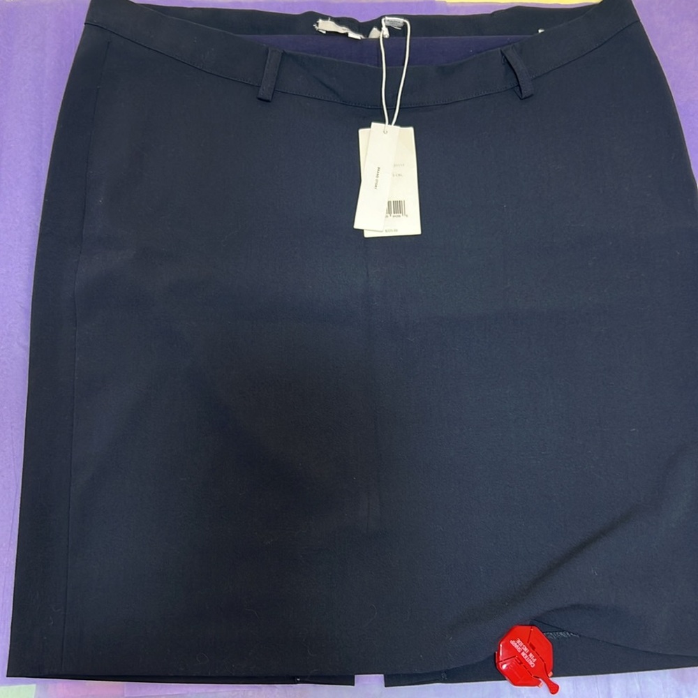 Vince Skirt NWT Navy Blue